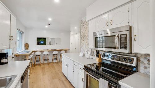 Holiday 4BR 2BA Home with Pool, Hot Tub, Fire Pit - Foto 4