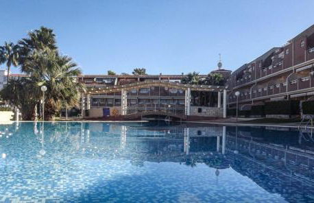 Planta baja con piscina a tres min de la playa - Foto 47