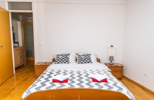 Modern 2bdr Apartment in the Center- Free Parking - Foto 8