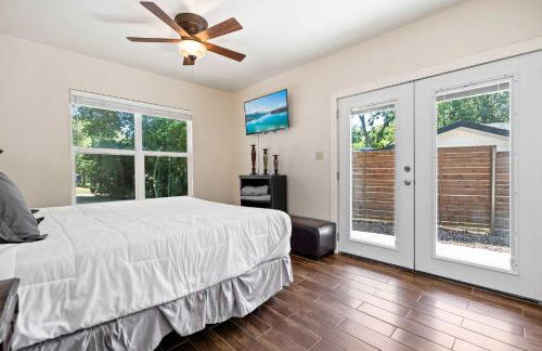 Screened-in Porch Walkable to Soco - Foto 43