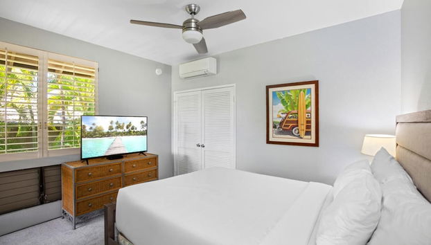 Grand Champions Condos by KBM - Photo 3, Room