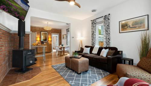 Lola House! Cozy Comfort, Prime Old Town Location - Foto 2