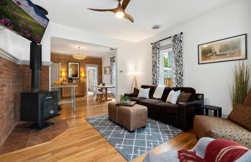 Lola House! Cozy Comfort, Prime Old Town Location - Foto 2