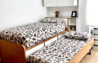 NUEVO! Con piscina a 2 minutos estación tren AVE. - Foto 27