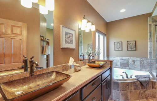 Spearfish Retreat with Fireplace and Mountain Views! - Foto 13