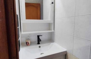 Large modern 2 bedrooms, bright & cozy hypercentre - Foto 19