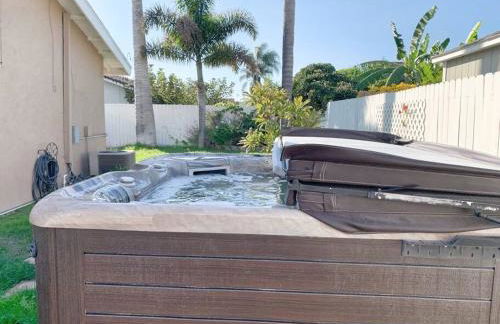 Hot Tub . Near Freeway . Quick 2 Theme Parks/Beach - Foto 29