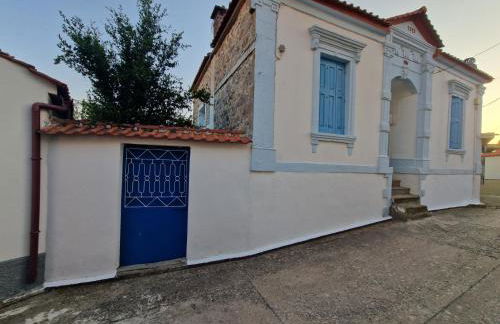 Lesvos Traditional Preserved House - Photo 1