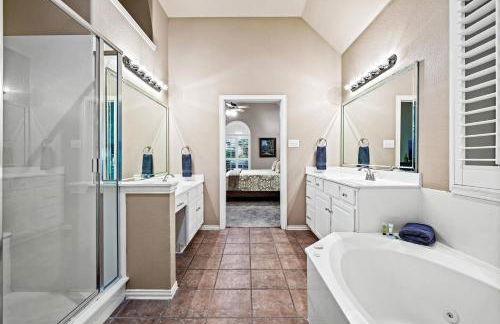 Rockwall Urban Oasis-Pool/Spa/Games/Park/Lakeside - Foto 33