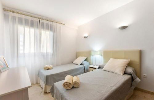 Punta Prima - Charming Spanish Apartment with South-Facing Terrace by the Sea - Foto 12