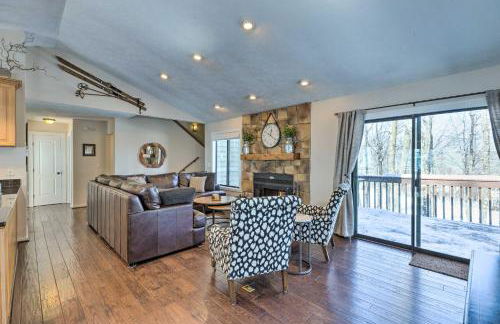 Bright Wintergreen Resort Home Deck and Grill! - Foto 4