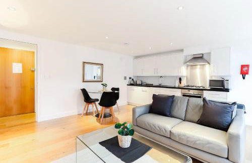Covent Garden by Excel Apartments - Photo 28