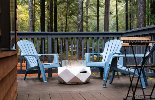 The Harold, Forested retreat with firepit - Foto 2