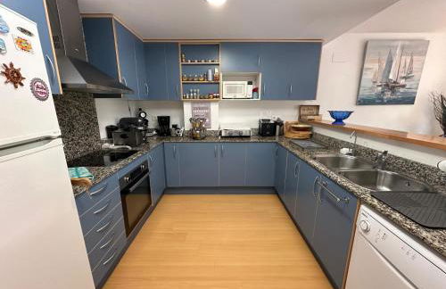 Bonito apartamento con gran terraza y piscina comunitaria AV-08 - Foto 10