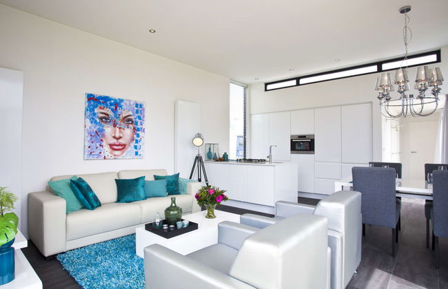 3 bedroom House in Nijkerk with swimming pool and terrace - Photo 2