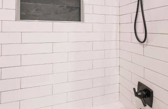 Quiet Creekside Walk to Downtown - Foto 19