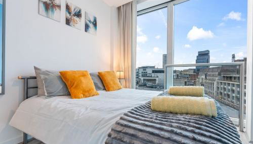 #79 World Famous Rotunda Skyline Views - Near Victoria Square - Sleeps 6 - " Perfect for contractors and Families" - Foto 4