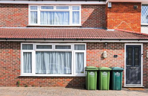 Elegant 5 Bedroom and 3 Bathroom Home in St Annes - Foto 49