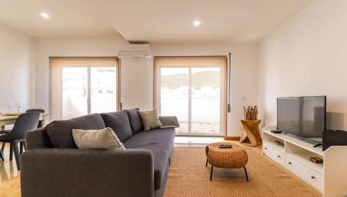 Flor do Mar - Spacious Apartment with Balcony - Foto 3