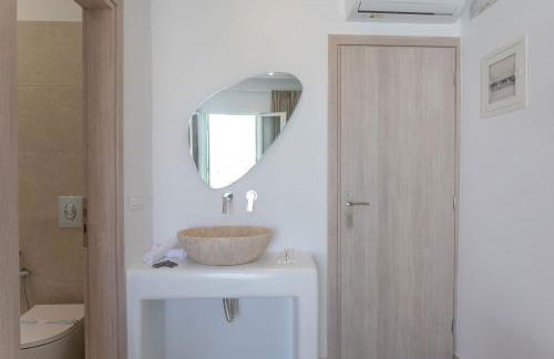 Mylos Suites - Photo 12