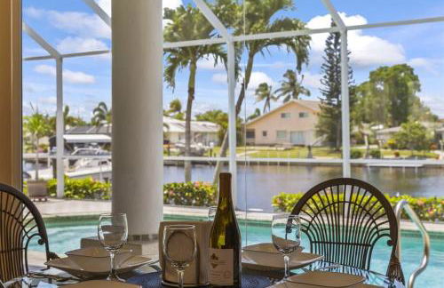 Cape Serenity- Premier Waterfront Villa with Kayaks and Bikes - Photo 18