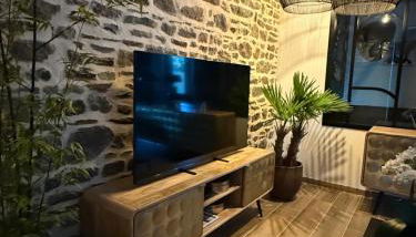 ECRIN DE CHARME 4 étoiles Jacuzzi privé 2 pers - Foto 5