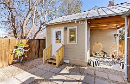 Gorgeous Home with Heated Pool In Downtown! - Foto 16