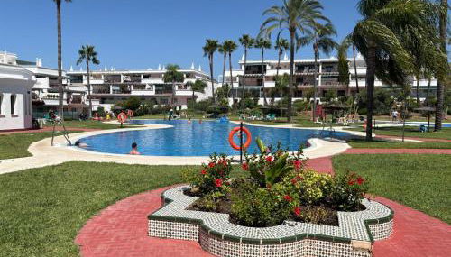 Precioso ático con piscina en Marbella - Foto 5, sunbed, Garden view