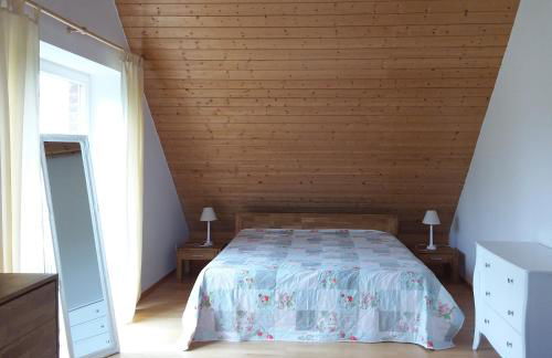 Haus Rosengarten- Ruhige Ferienwohnungen im Grünen - Foto 9