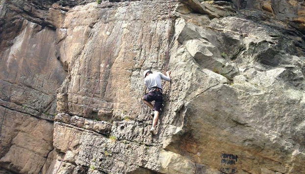 Climbing the Suesca Rocks