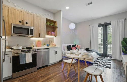 6min to Domain,12min DT Studio with Pool and Free Parking - Foto 12