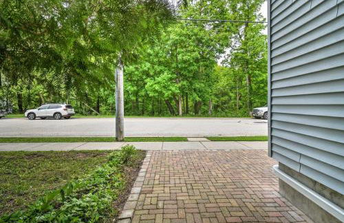 Cozy Unit with Patio Walk to Dining, Lake Elkhart! - Foto 20