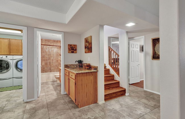 Amenities Galore! Outdoor Living & Lots of Games - Foto 35