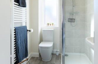 Stylish 3 bed house in Bedford perfect for Contractors and families - Foto 22