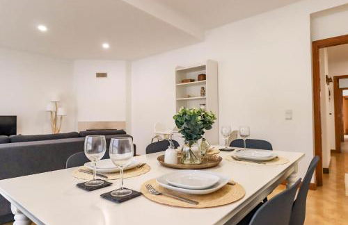 Flor do Mar - Spacious Apartment with Balcony - Foto 6