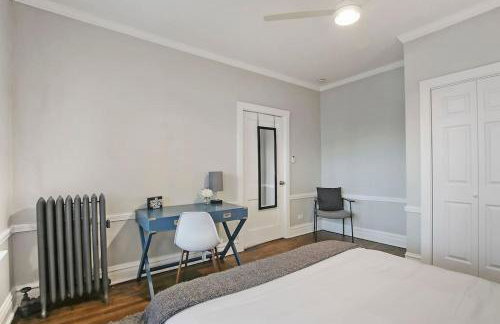 Chic & Fully Furnished 2BR Apartment - Roscoe 1 - Foto 12