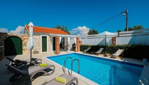 Villa With Private Pool and Terrace - Foto 2