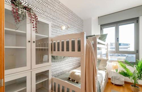 Penthouse with Private Terrace & Pool Access - Foto 32