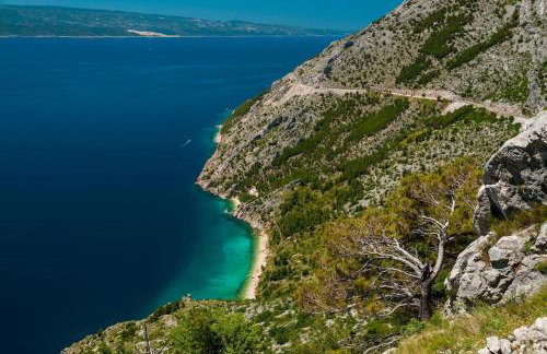 Amazing Villa In Slime, rest for mind, body and soul - Nature, garden and outside swimming pool - Foto 44