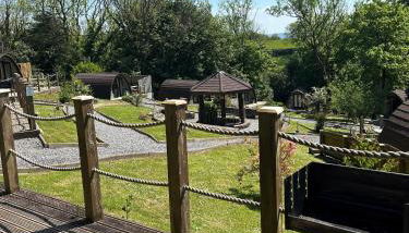 Pods at Broadway - Photo 2