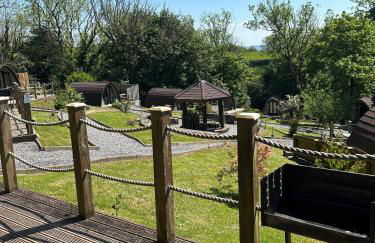 Pods at Broadway - Photo 2