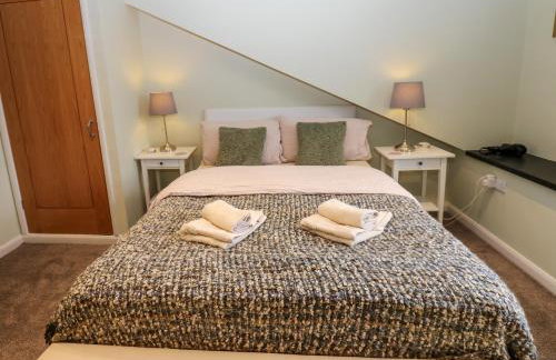 Alma House - Photo 25