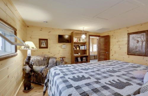 Peaceful Nature Escape on Little Portage Lake! - Foto 12