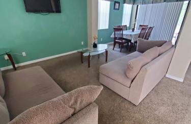 Spacious 5 bdrm 4 bth pool home, game room New Year special close to Disney, Epic Universe Spring Break Special - Foto 6