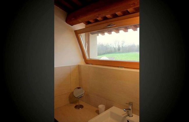 Modern Farmhouse in Pagnano Italy Near Forest - Photo 12