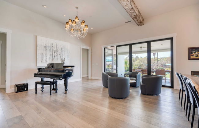 Luxe, Pool, Spa, Fire Pit, Game Room, Piano Sonoma Pool Retreat by Avantstay - Foto 8