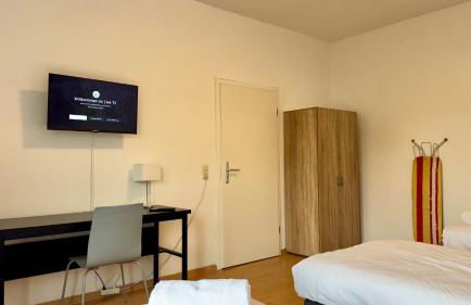 Komfortable Apartments Neumünster Zentrum perfekt für Beruf & Handwerk - Photo 73