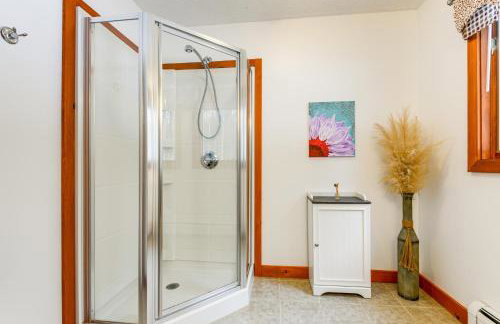 7 Mi to Mt Snow Resort Family Home with Fire Pit! - Foto 11