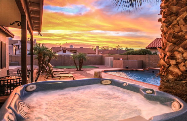 Backyard Playground! Golf Sport Court & Hot Tub! - Foto 1