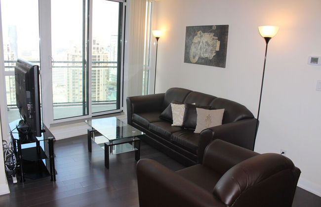 Custom Luxury Suite - By Elite Suites - Photo 25